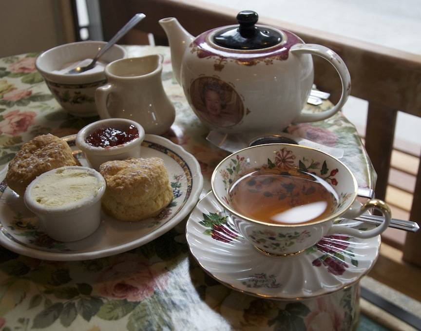 7 основных традиций английского чаепития и правил заваривания чая.