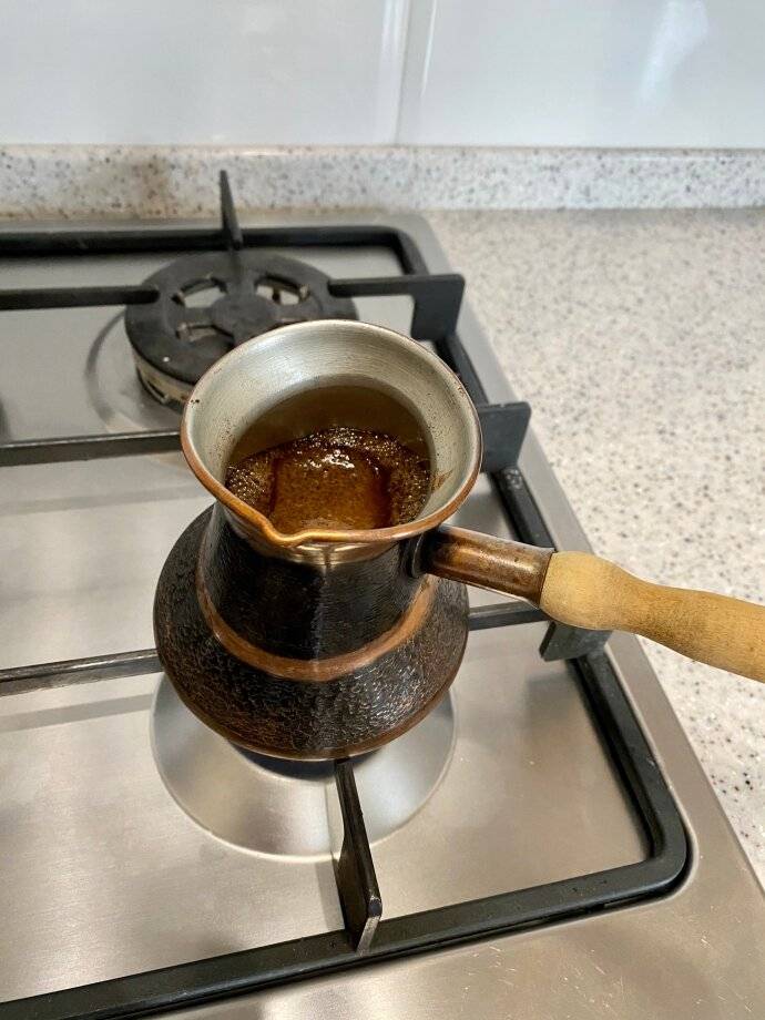 Как сварить кофе в турке с пенкой