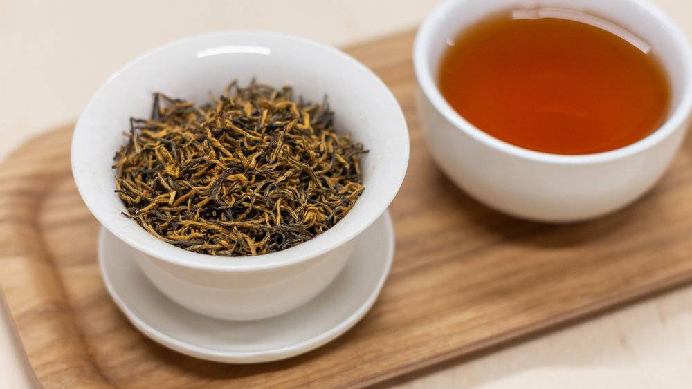 Описание чая Цзинь Цзюнь Мэй – вкус, аромат, заваривание