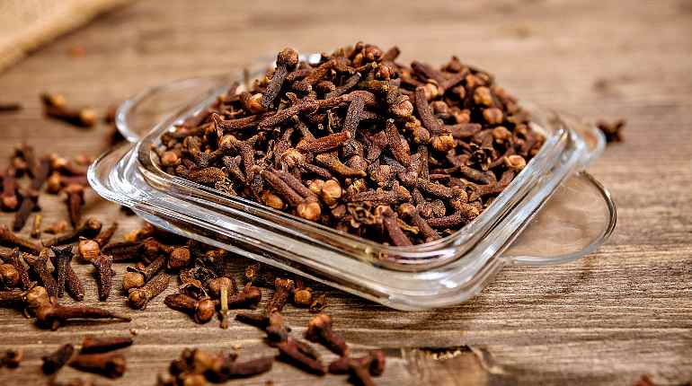 Чай с гвоздикой и корицей: рецепты приготовления, народная медицина