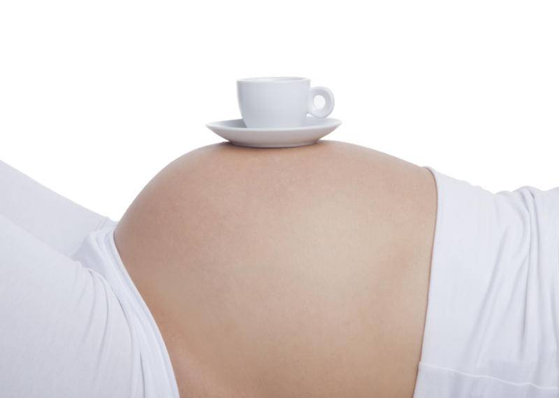 Можно ли беременным кофе на ранних сроках – вред и польза
