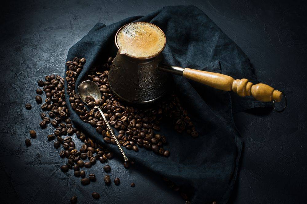 Кофе с солью – причины добавления, влияние на организм, рецепты
