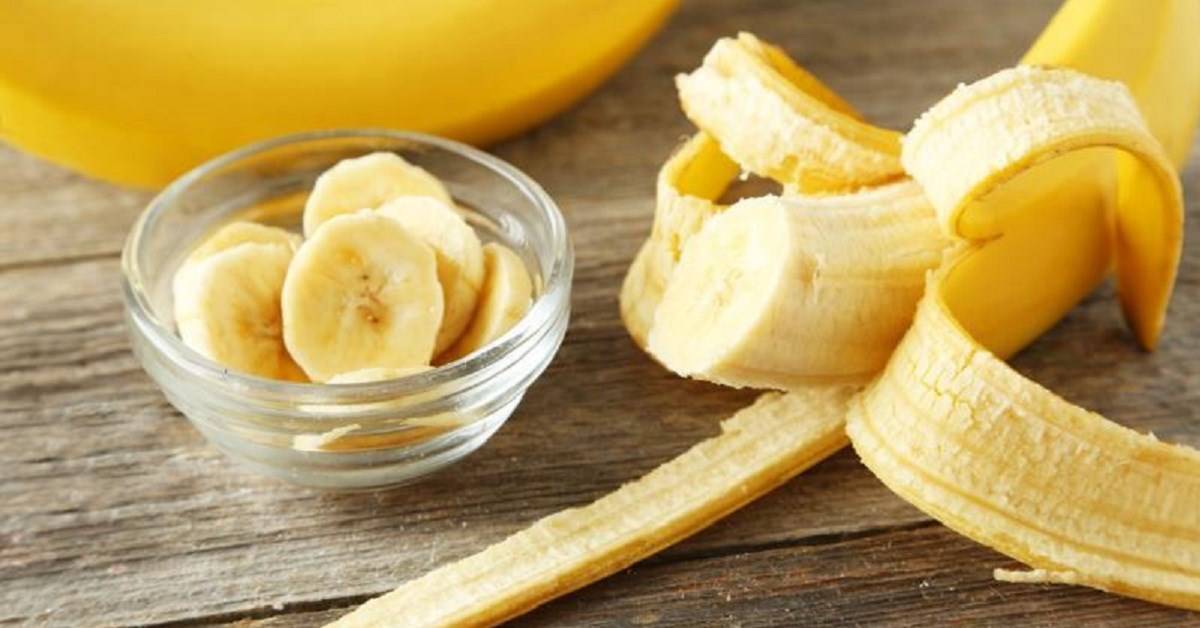 Банановый молочный коктейль: топ-10 рецептов напитков, которые можно сделать за десять минут