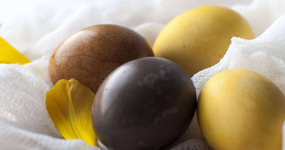 Как покрасить яйца кофе или чаем: натуральные красители для пасхальных яиц