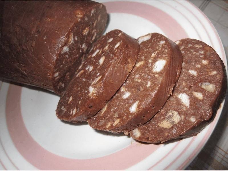 Шоколадный торт без выпечки: как приготовить из печенья или пряников