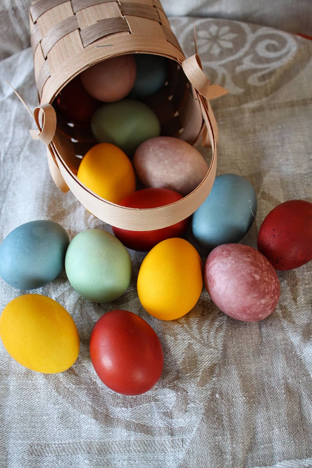 Как красиво покрасить яйца на пасху: 16 оригинальных способов