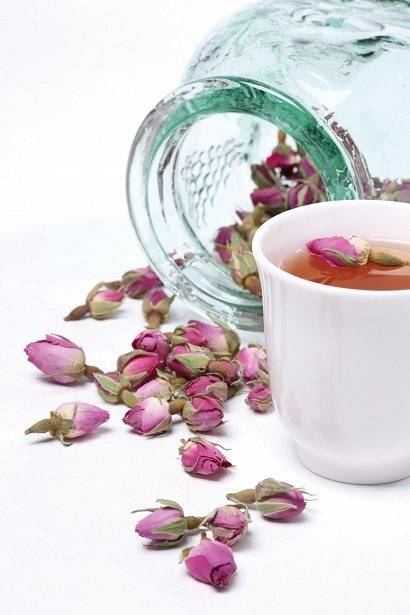 Чай из лепестков роз: для лечения и профилактики заболеваний