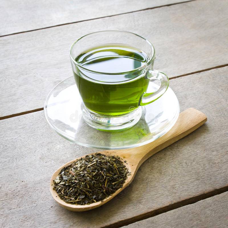 Можно ли пить зеленый чай на ночь
