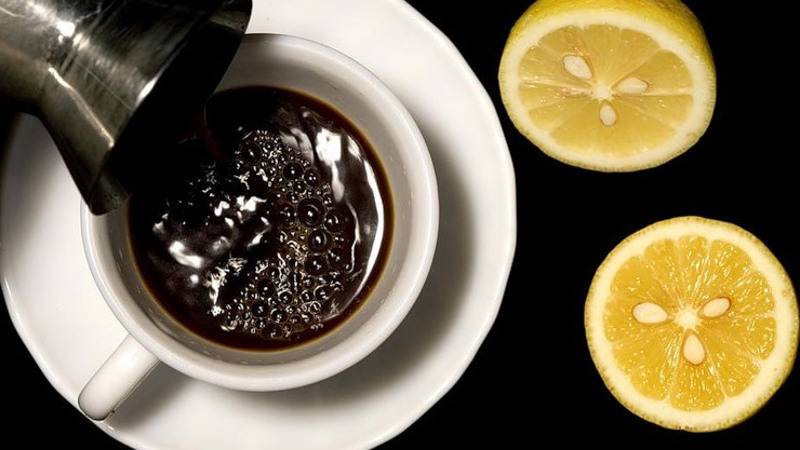 Кофе с лимоном: возможные польза и вред, простейший рецепт приготовления