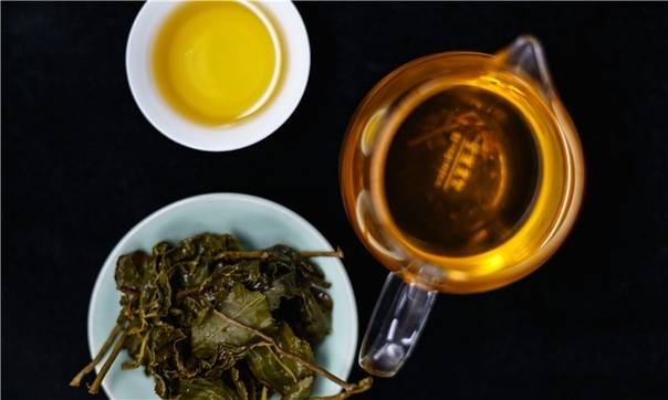 Чай фэн хуан дань цун: полезные свойства, эффект, как заваривать