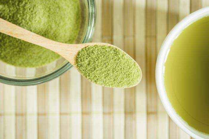 Как маски из зеленого чая влияют на кожу лица