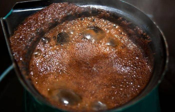 Как приготовить кофе по-восточному (по-арабски)
