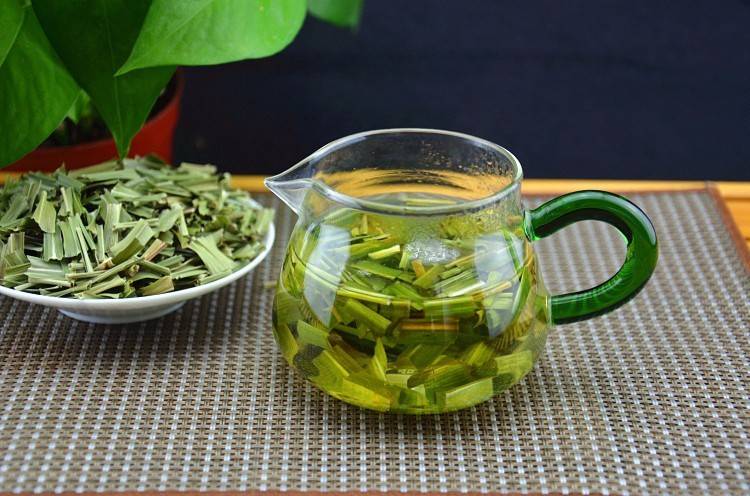 Молочный зеленый чай из таиланда