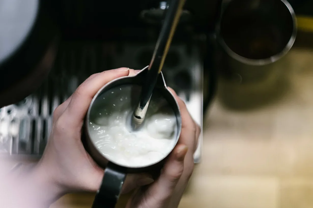 Как взбить молоко для капучино в домашних условиях