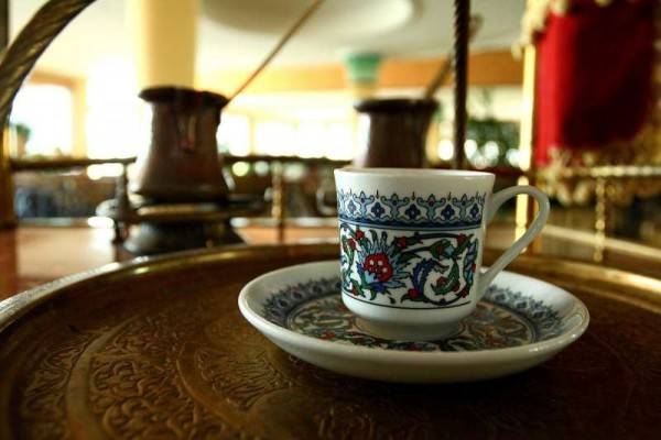 Турецкий чай: традиции и символ гостеприимства