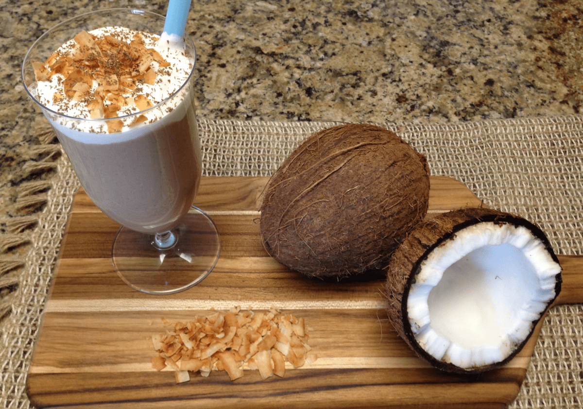Кофе с кокосовым молоком — польза и вред