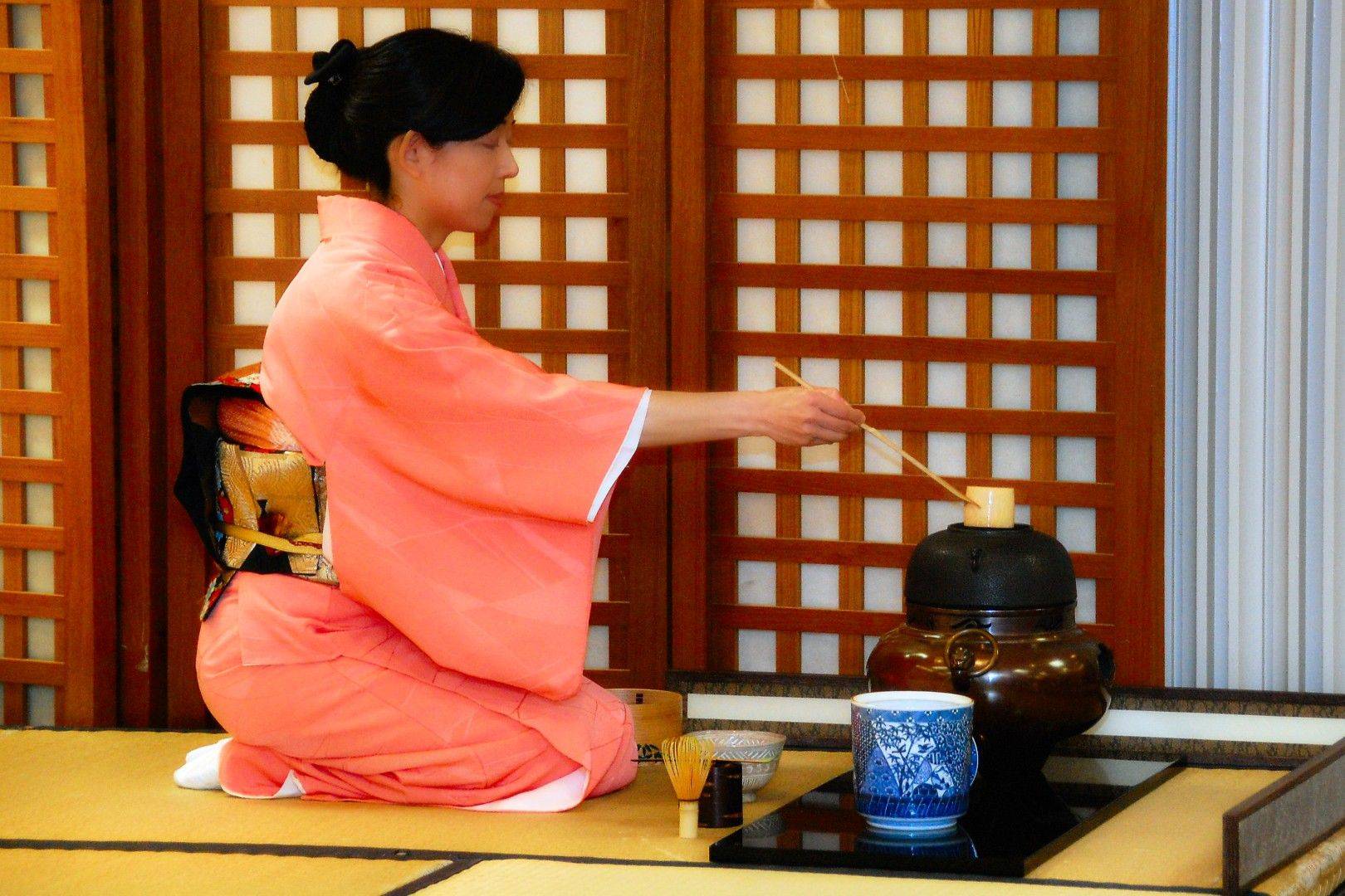 Чайная церемония в японии, специальная японская шкатулка для нее