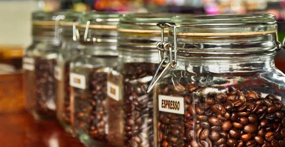 Как хранить кофе? сроки годности кофе, правила его хранения, разновидности упаковки для кофе.