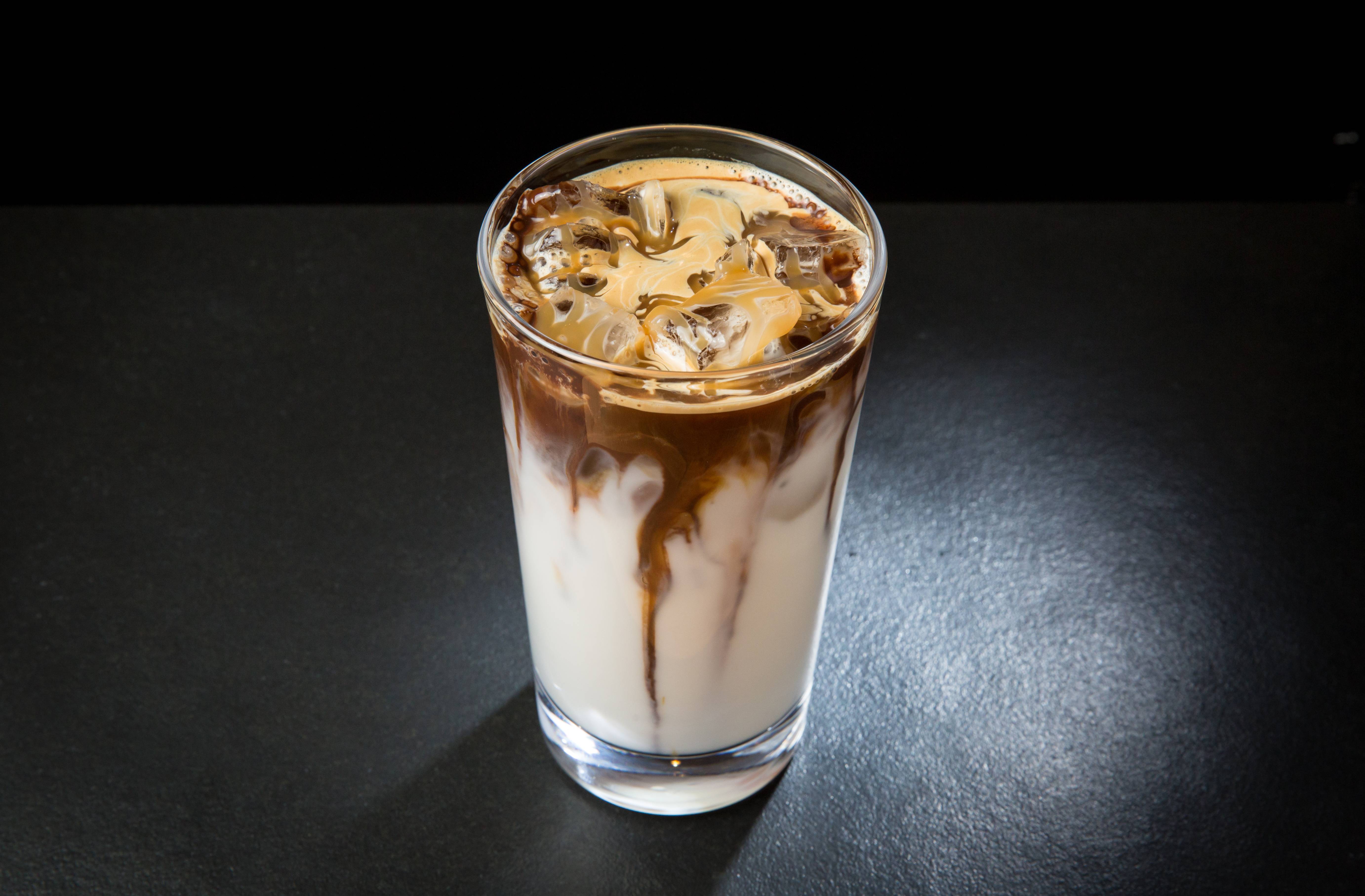Ice латте: рецепт и калорийность кофе, как приготовить холодный напиток со льдом