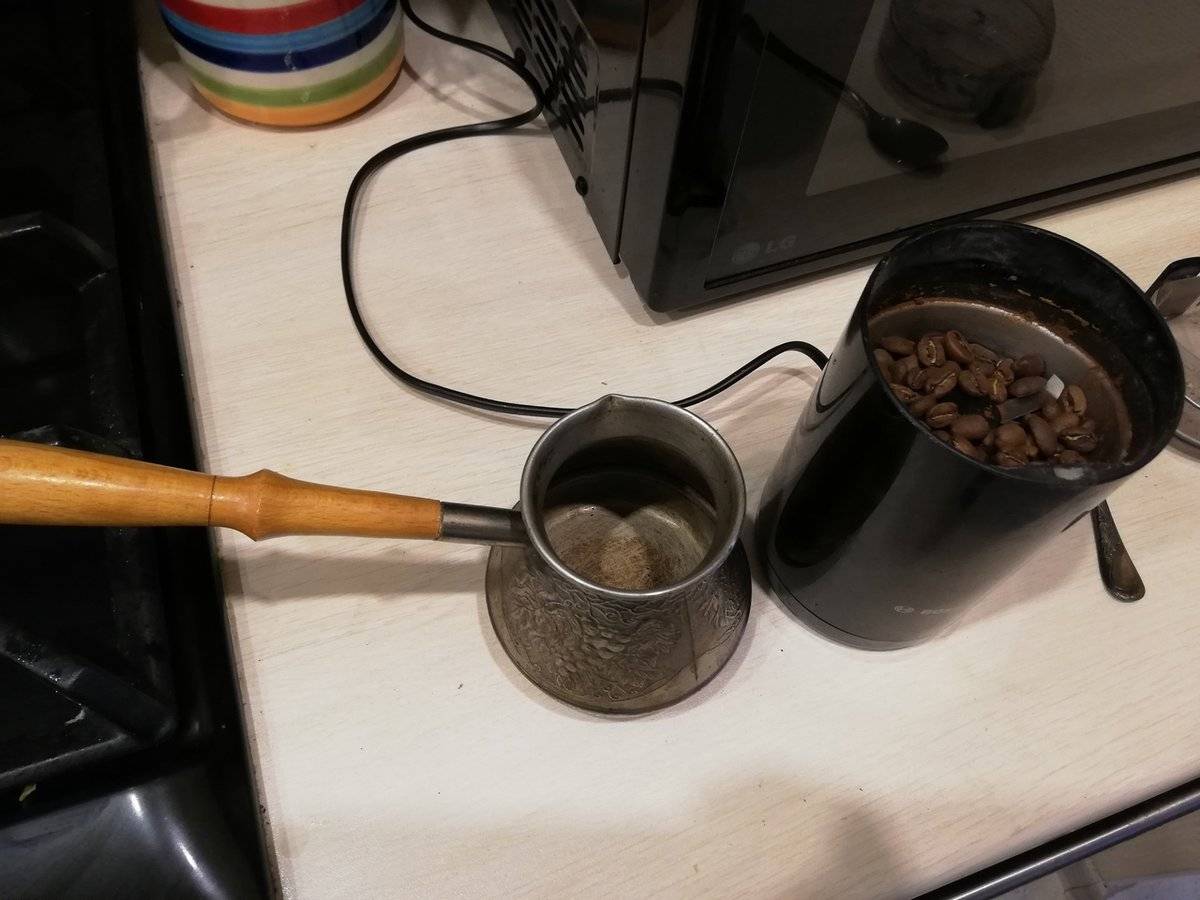 Как варить кофе на плите?