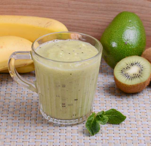 Смузи с авокадо – 4 рецепта для похудения