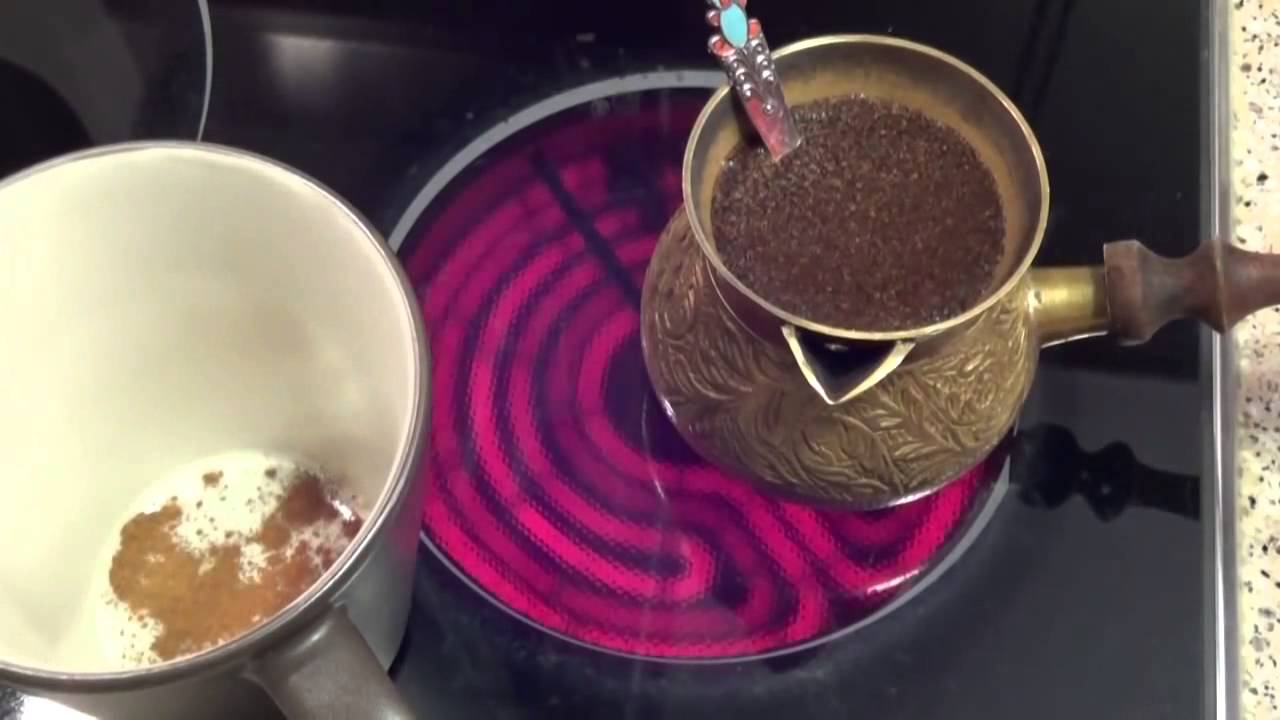 Как правильно варить кофе в турке на плите дома?