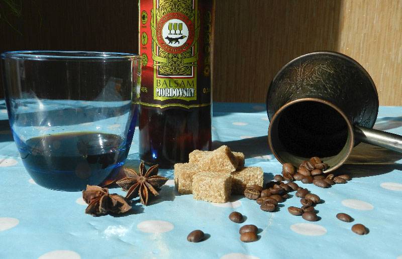 Кофе с кардамоном: 6 бодрящих рецептов для настроения