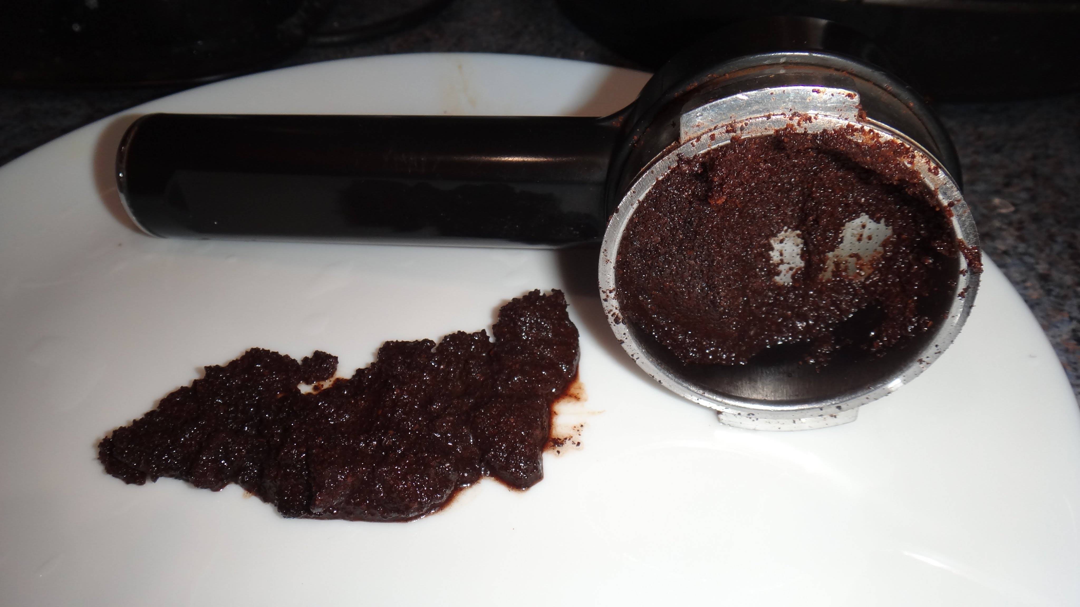 Кофейный скраб от целлюлита - борьба против бугров на коже