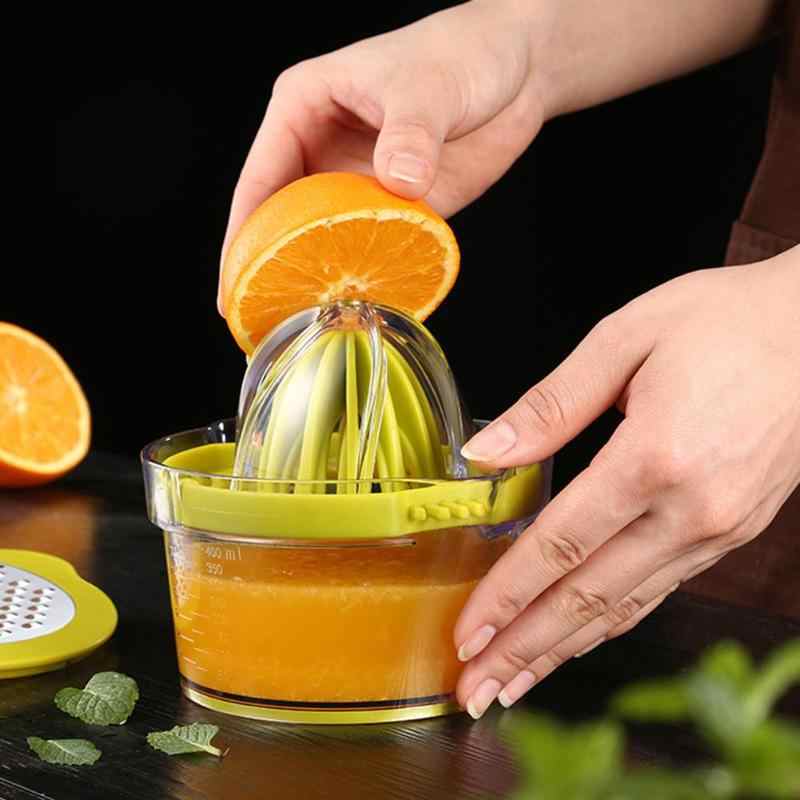 Как выжать сок из апельсина без соковыжималки?
