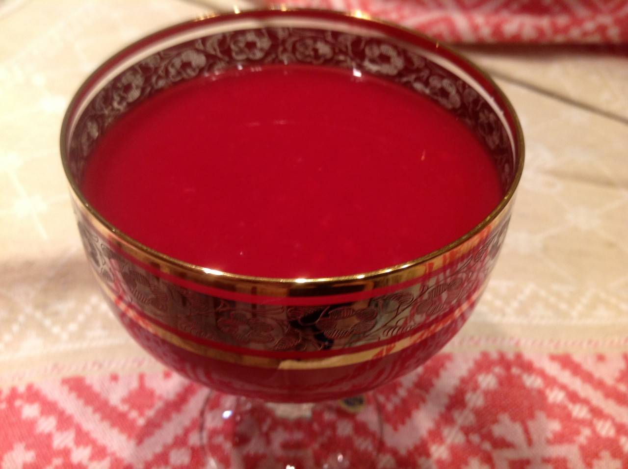 Кисель из ягод — 19 домашних вкусных рецептов приготовления