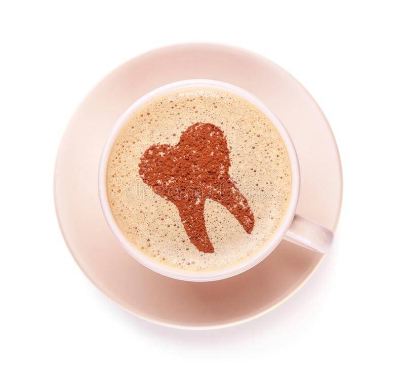 Можно ли после отбеливания зубов пить кофе с молоком?